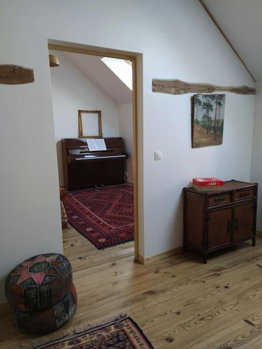 Superbe Appartement Dans Charmant Corps De Ferme Acheres-la-Foret Dış mekan fotoğraf