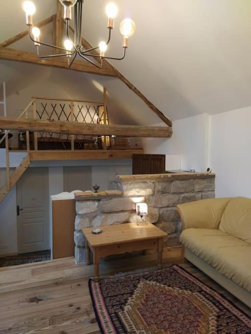 Superbe Appartement Dans Charmant Corps De Ferme Acheres-la-Foret Dış mekan fotoğraf